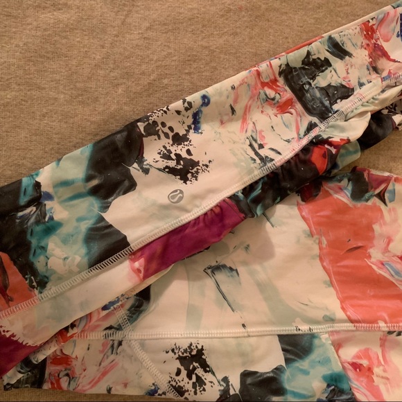 EUC lululemon speed tight 2 - Picture 4 of 5